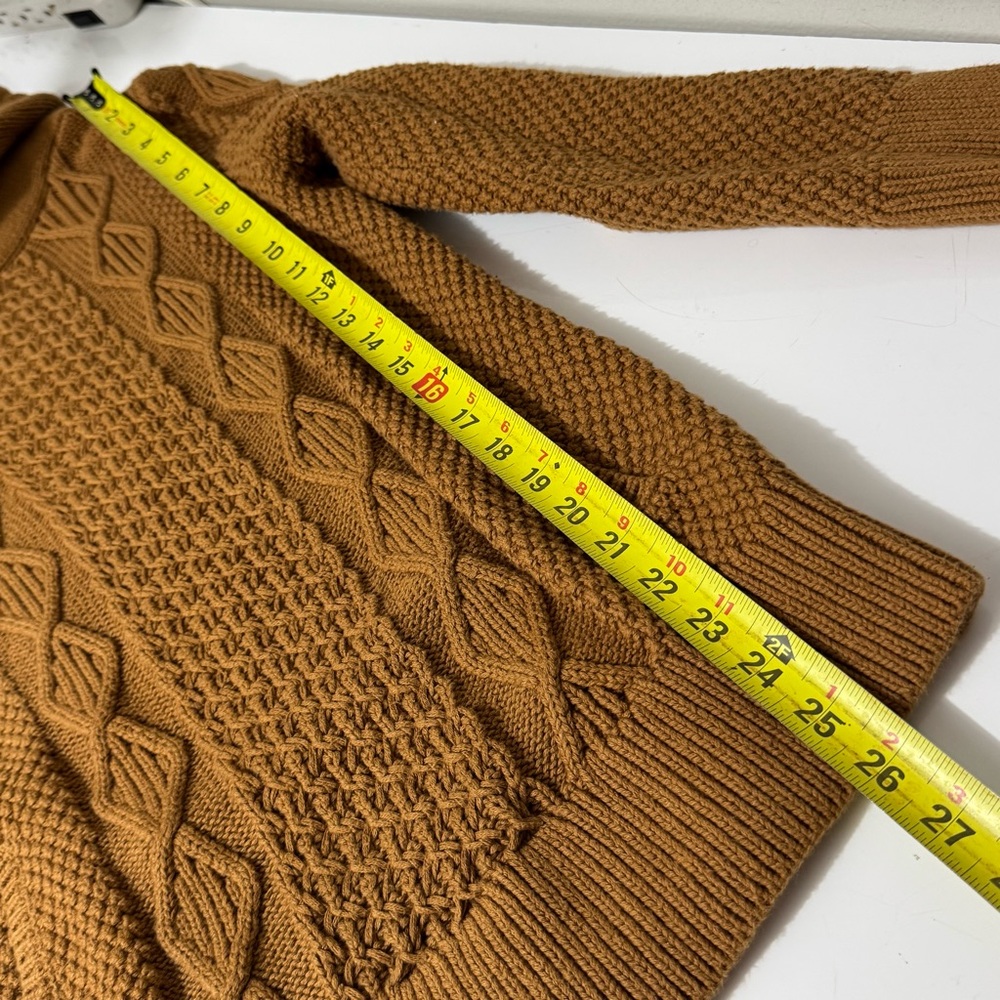 L.L. Bean signature 100% cotton cable knit Brown sweater w/pockets medium - Picture 6 of 9